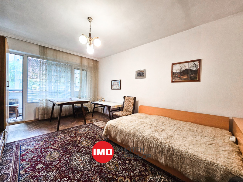 Продава 2-СТАЕН, гр. Бургас, Славейков, снимка 2 - Апартаменти - 52320620