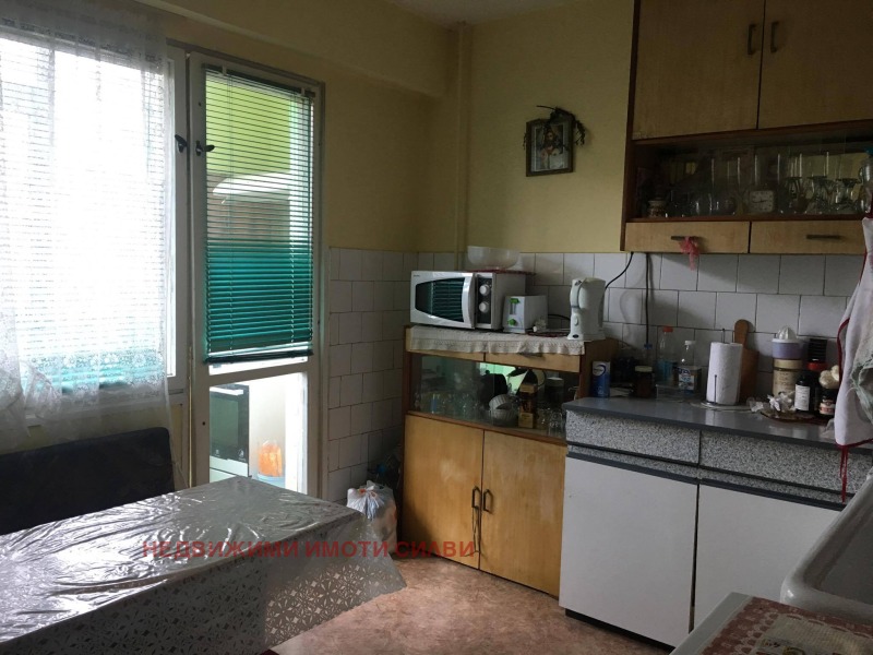 Продава  2-стаен град Шумен , Добруджански , 54 кв.м | 77739057 - изображение [2]