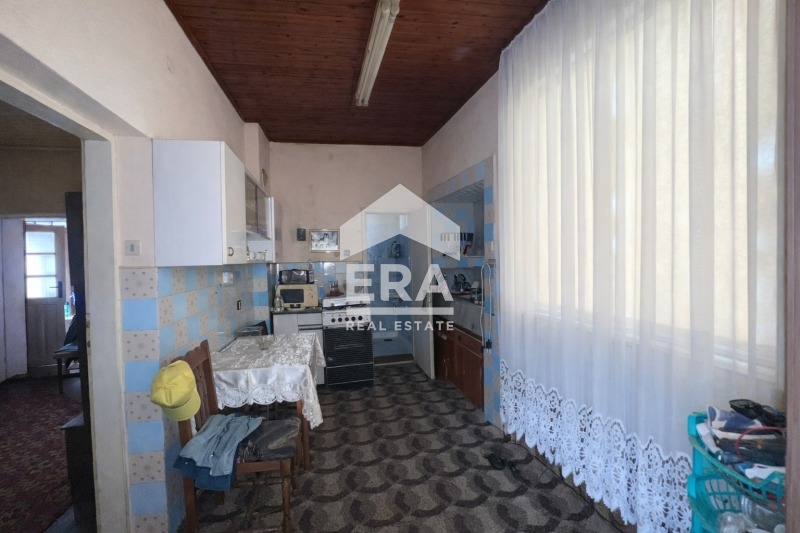 Продава КЪЩА, гр. Долна Оряховица, област Велико Търново, снимка 3 - Къщи - 56071049
