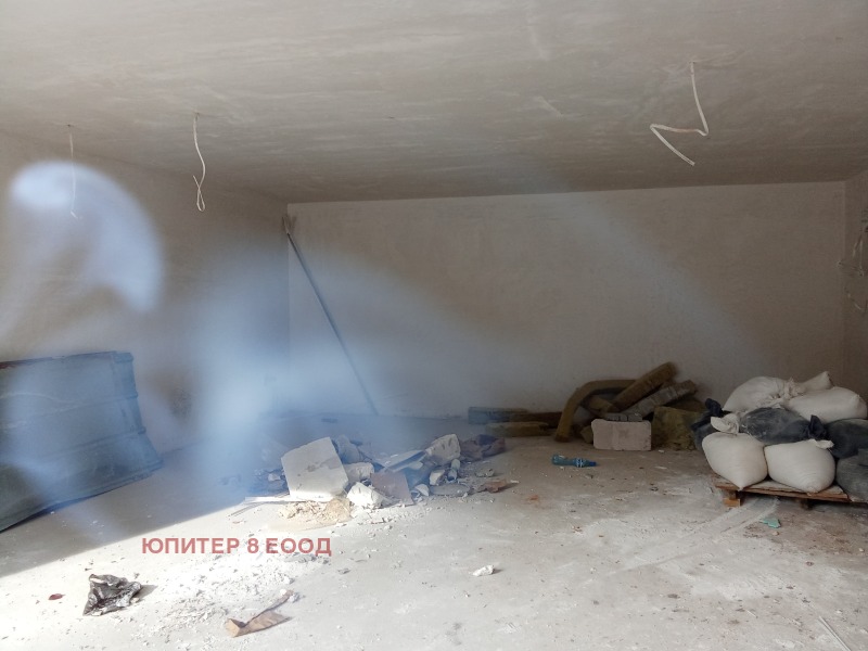 Продава ГАРАЖ, ПАРКОМЯСТО, гр. София, Подуяне, снимка 5 - Гаражи и паркоместа - 52389173