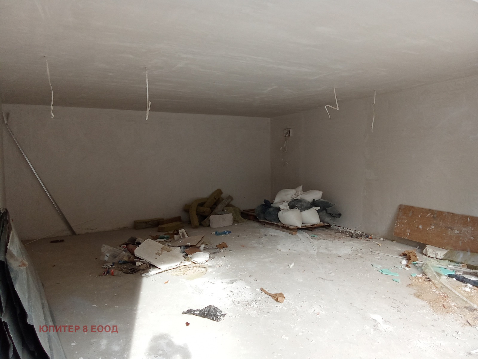 Продава ГАРАЖ, ПАРКОМЯСТО, гр. София, Подуяне, снимка 7 - Гаражи и паркоместа - 53688666