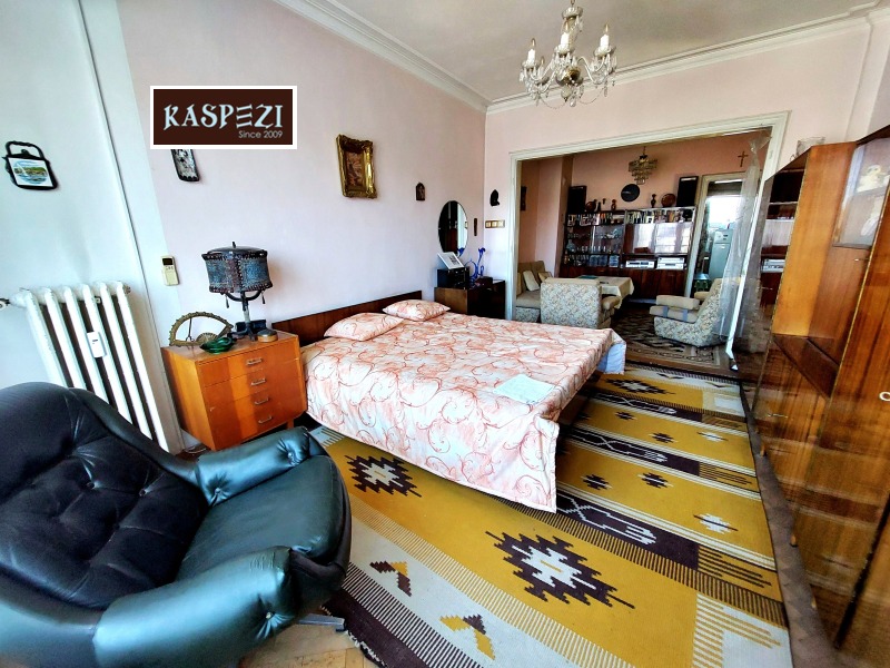 Na sprzedaż  1 sypialnia Sofia , Centar , 70 mkw | 43786373 - obraz [4]
