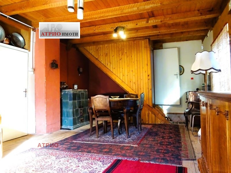 Продава КЪЩА, гр. София, с. Мало Бучино, снимка 2 - Къщи - 52399938