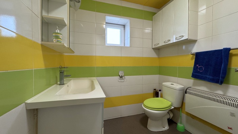 Продава КЪЩА, с. Новоселец, област Сливен, снимка 11 - Къщи - 52809892