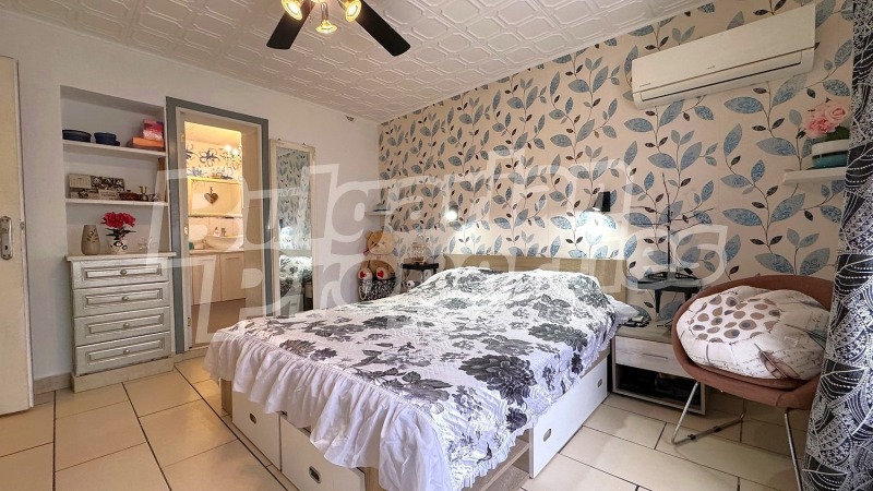 Продава КЪЩА, с. Новоселец, област Сливен, снимка 13 - Къщи - 52809892