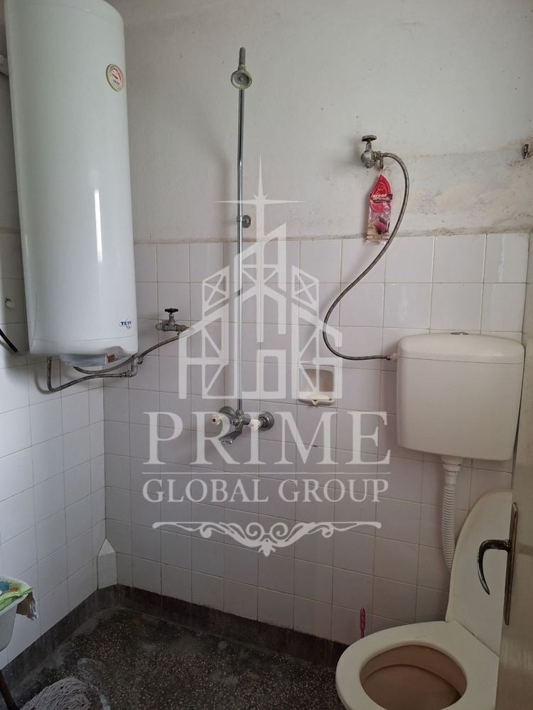 Продава КЪЩА, гр. Провадия, област Варна, снимка 7 - Къщи - 55024596