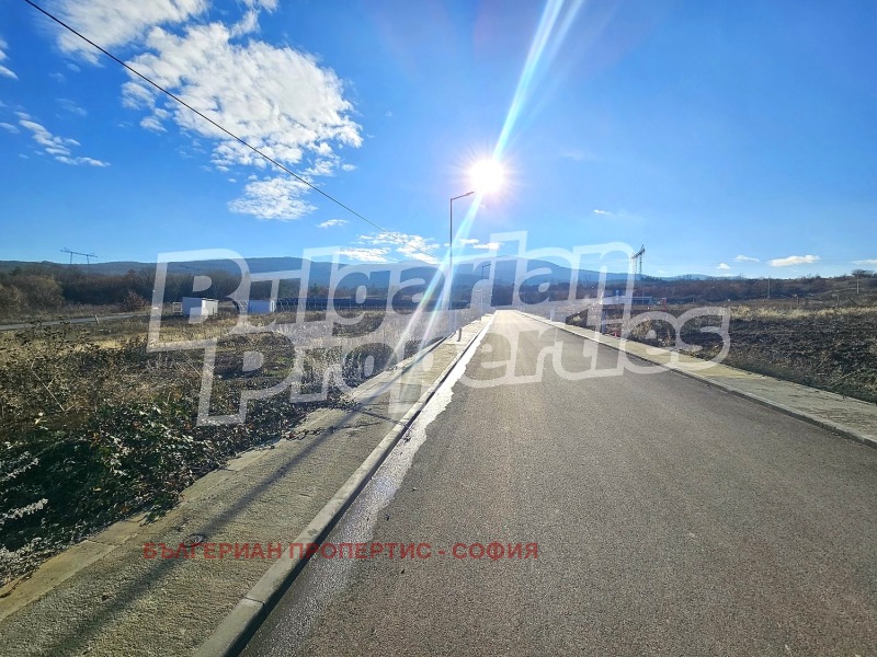 Продава ПАРЦЕЛ, с. Нови хан, област София област, снимка 9 - Парцели - 52688410