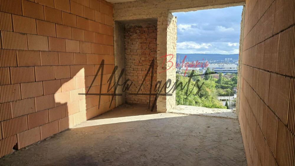 Продава 3-СТАЕН, гр. Варна, Център, снимка 2 - Апартаменти - 51963931