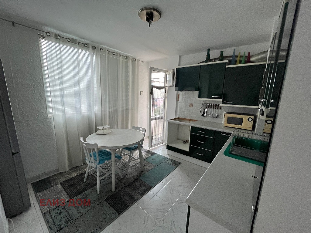Продава 3-СТАЕН, гр. Варна, Лятно кино Тракия, снимка 2 - Апартаменти - 55822457
