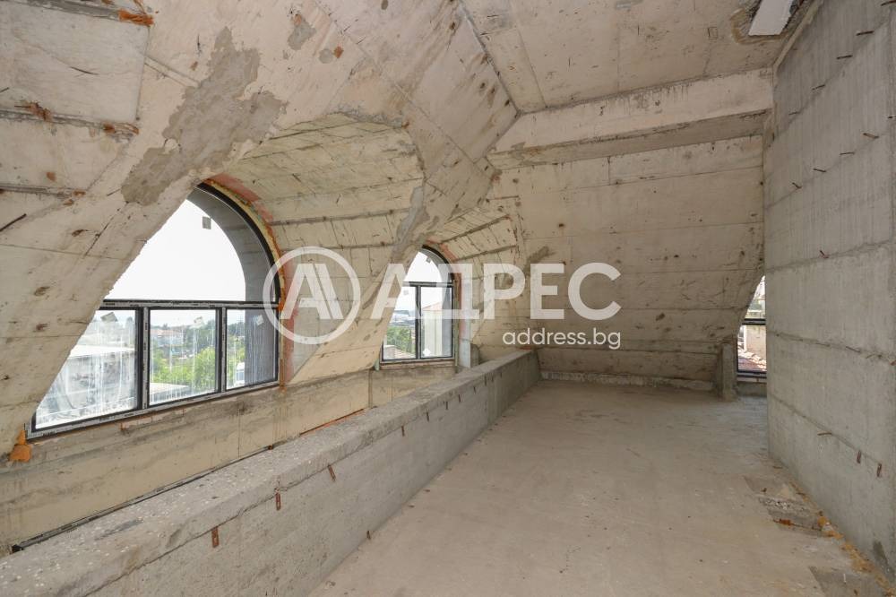 Продава МНОГОСТАЕН, гр. Бургас, Възраждане, снимка 13 - Апартаменти - 56213978