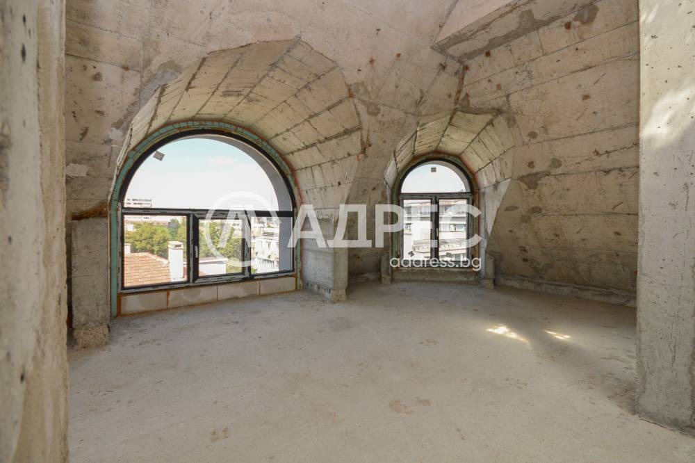 Продава МНОГОСТАЕН, гр. Бургас, Възраждане, снимка 10 - Апартаменти - 56213978