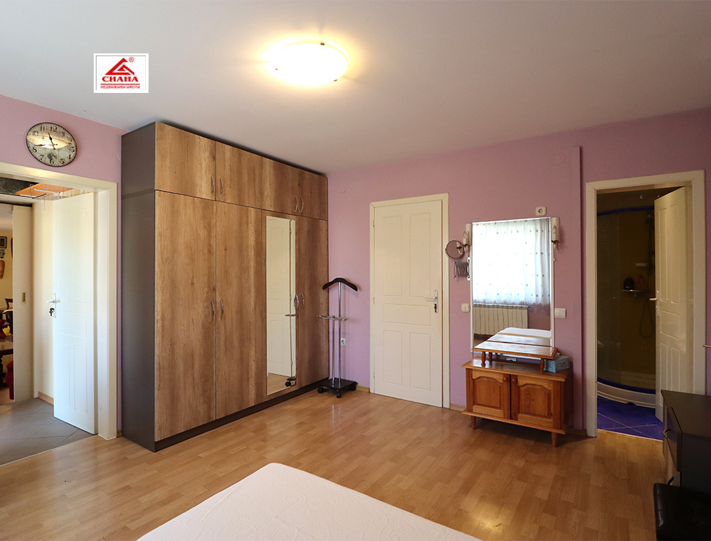 Продава КЪЩА, гр. Русе, Център, снимка 7 - Къщи - 54713634