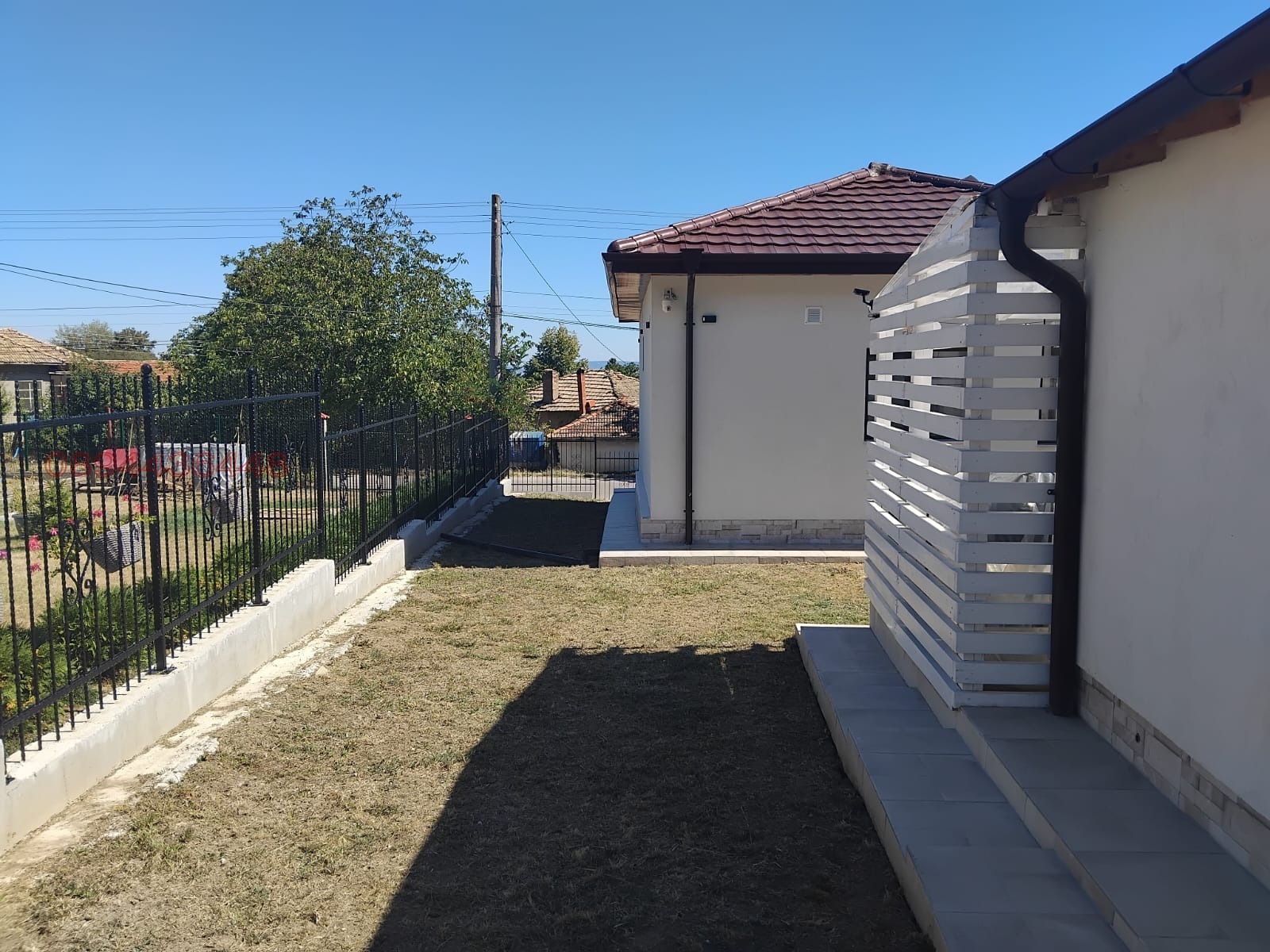 Продава КЪЩА, с. Стража, област Търговище, снимка 14 - Къщи - 56093579