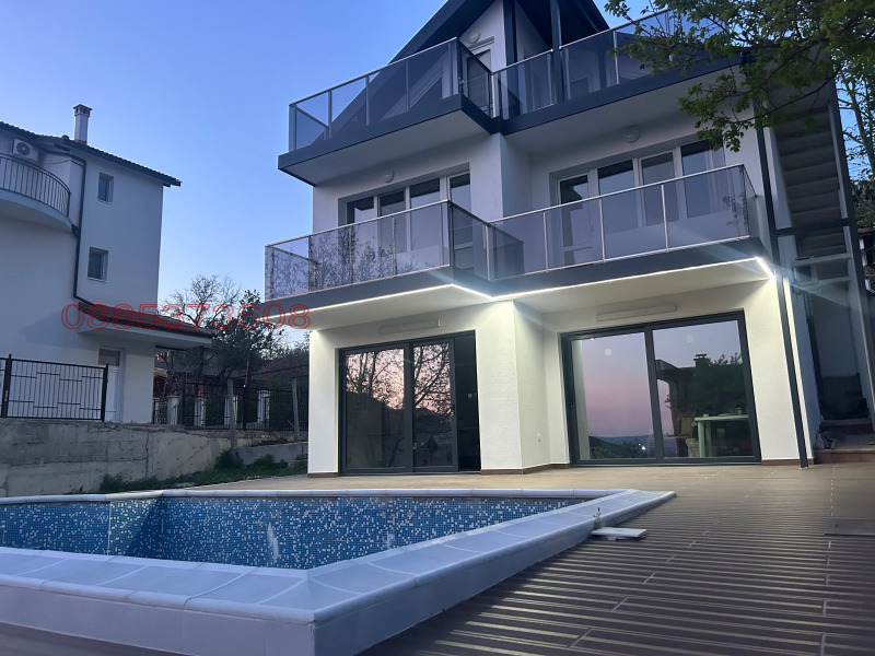 Продава КЪЩА в област Добрич, к.к. Албена - 110 кв.м / 330 000 € » 645 423.90 лв.