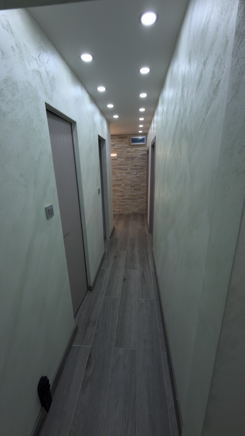 Продава  4-стаен град Русе , Дружба 3 , 104 кв.м | 96906682 - изображение [6]