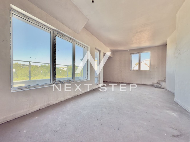 À venda  Casinha Plovdiv , Vastanitcheski , 158 m² | 43920501