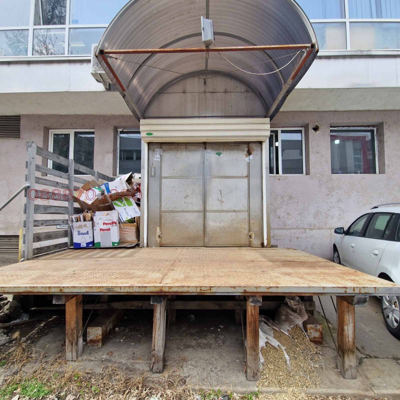 Продава ПРОМ. ПОМЕЩЕНИЕ, гр. София, Военна рампа, снимка 4 - Производствени сгради - 52669748