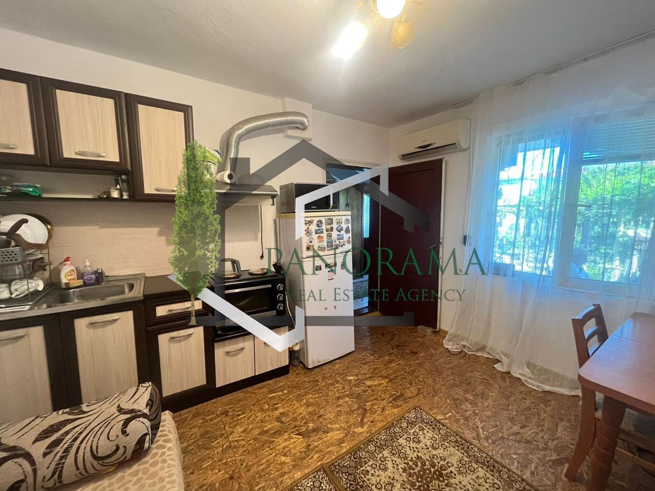 Продава КЪЩА, гр. Нови пазар, област Шумен, снимка 2 - Къщи - 54865252