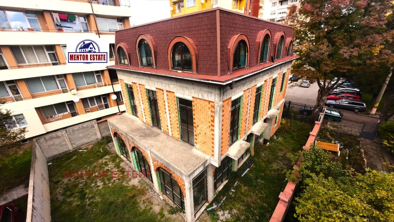 Продава САМОСТОЯТЕЛНА СГРАДА в град Перник, Център - 540 кв.м / 360 000 € » 704 098.80 лв., МЕНТОР ЕСТЕЙТ