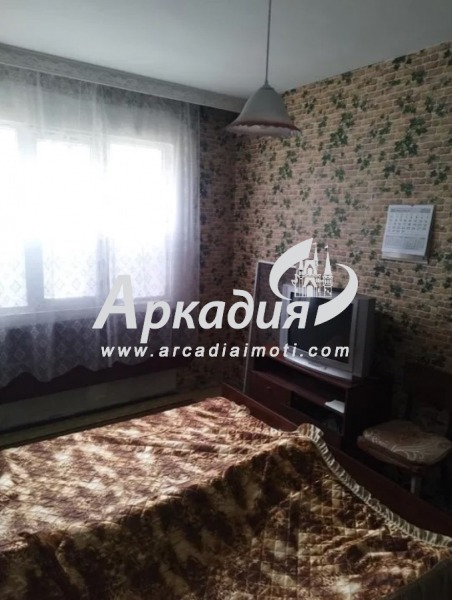 Продава 2-СТАЕН, гр. Пловдив, Кършияка, снимка 2 - Aпартаменти - 48406579