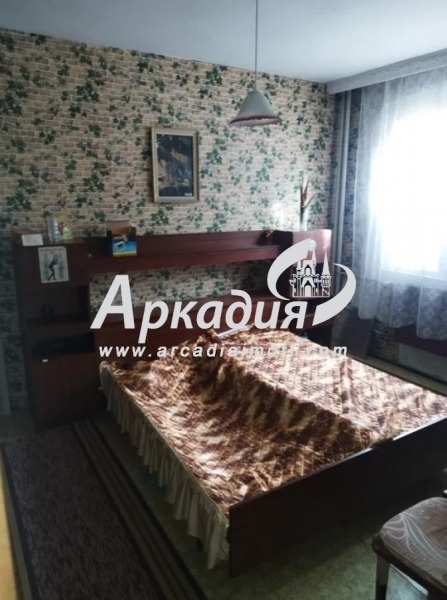 Продава 2-СТАЕН, гр. Пловдив, Кършияка, снимка 2 - Aпартаменти - 48406579