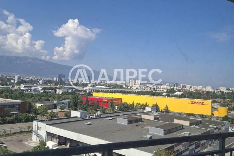 Na prodej  2 ložnice Sofia , Slatina , 121 m2 | 23418144 - obraz [11]