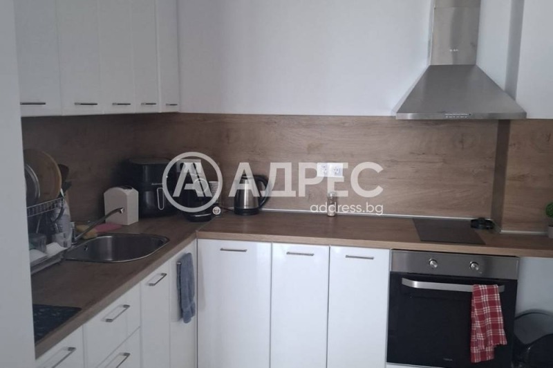Na prodej  2 ložnice Sofia , Slatina , 121 m2 | 23418144 - obraz [6]