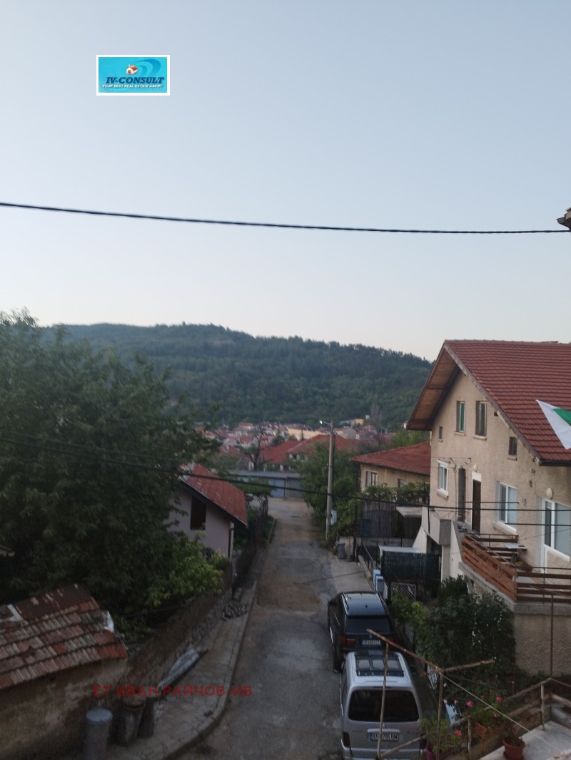 Til salg  Hus Gulv region Kyustendil , Dupnitsa , 240 kvm | 65492713 - billede [11]