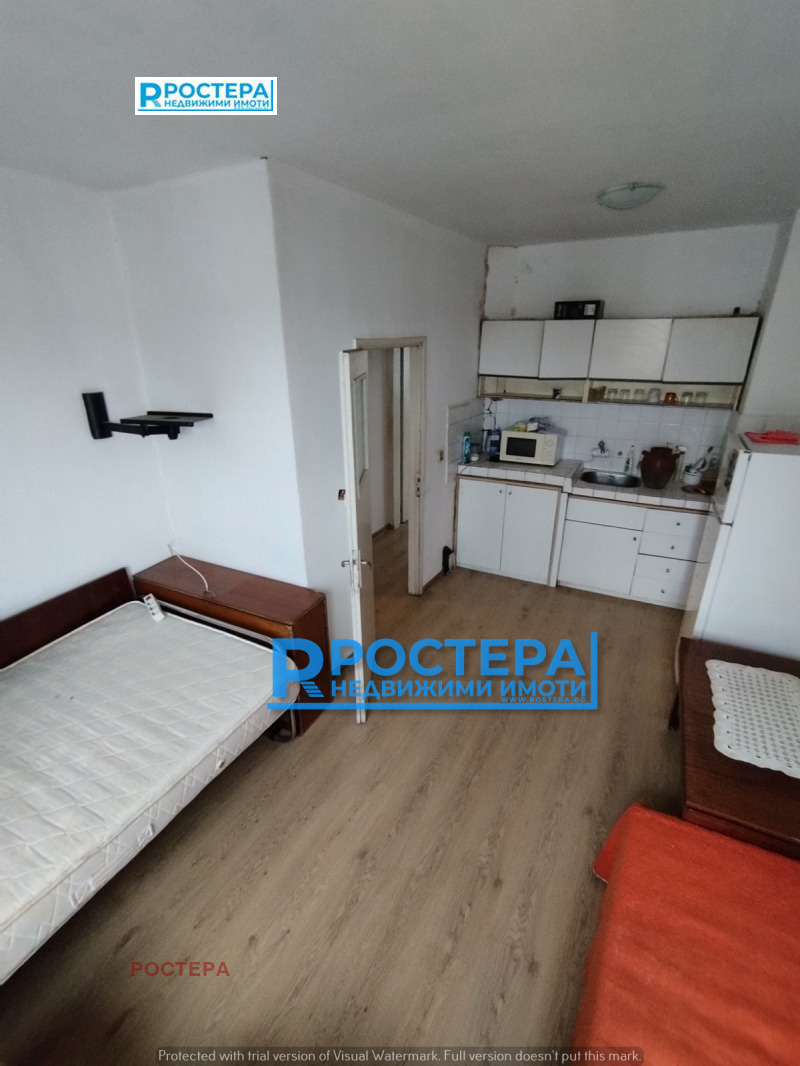 Продава 2-СТАЕН, град Търговище, Запад 3 • 128000 лв. / 65445.36 € • 57191761 1