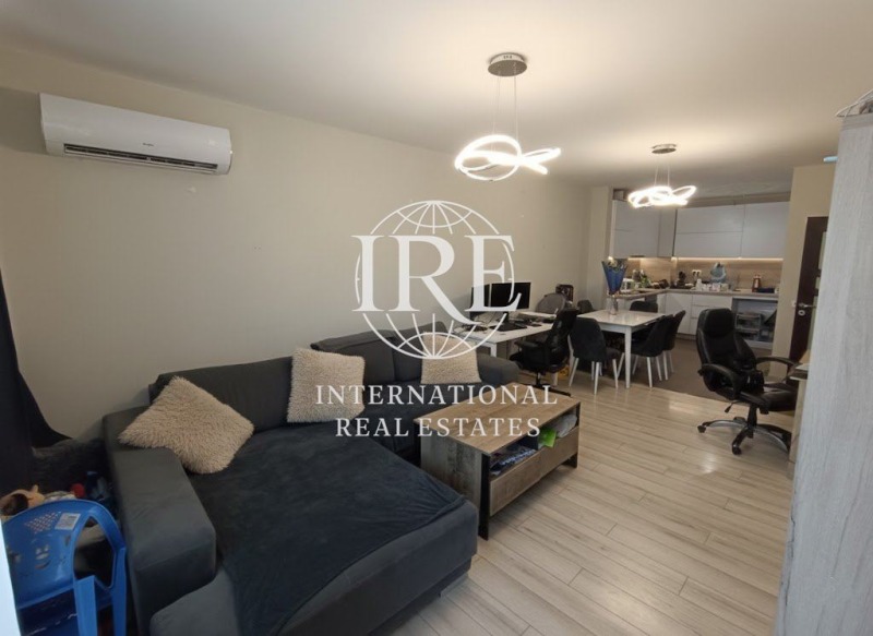 Продава 2-СТАЕН, град Варна, Левски 1 • 150000 € / 293374.50 лв. • 53112832 1