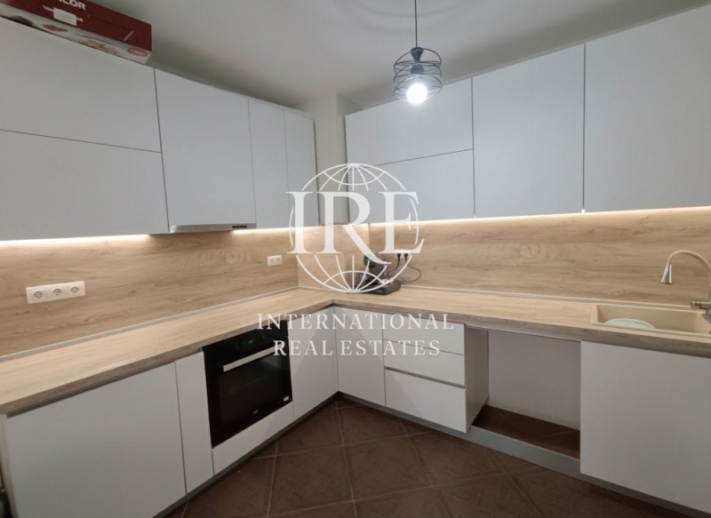 Продава 2-СТАЕН, гр. Варна, Левски 1, снимка 2 - Апартаменти - 52546553