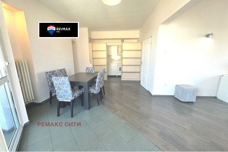 De vânzare  2 dormitoare Sofia , Țentâr , 106 mp | 62089315 - imagine [5]