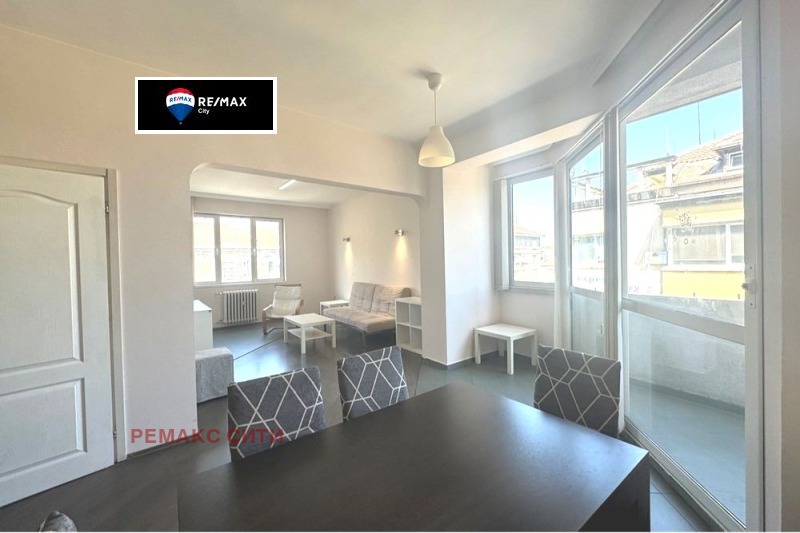 À venda  2 quartos Sofia , Centar , 106 m² | 62089315