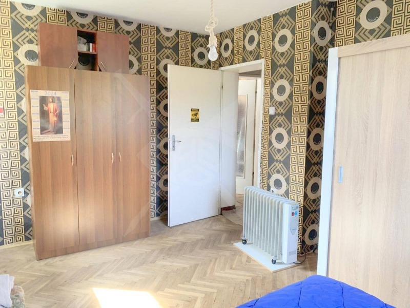 Till salu  Hus Golv Sofia , Dragalevci , 77 kvm | 86337232 - bild [5]