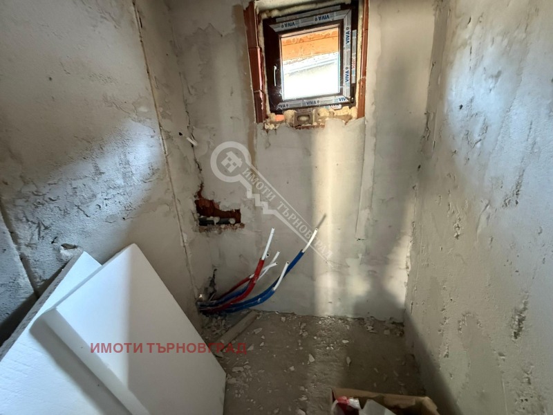 Till salu  Hus region Veliko Tarnovo , Kapinovo , 178 kvm | 15292774 - bild [8]