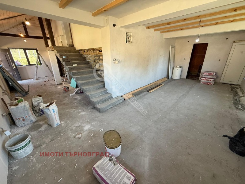 Till salu  Hus region Veliko Tarnovo , Kapinovo , 178 kvm | 15292774 - bild [6]