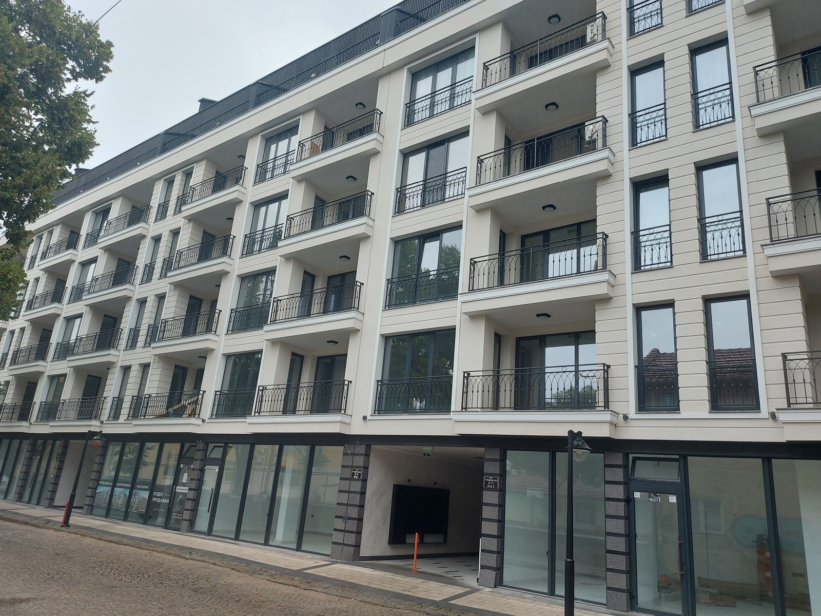Продава 2-СТАЕН, гр. Пловдив, Център, снимка 2 - Апартаменти - 47207429