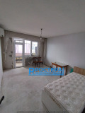 Продава 2-СТАЕН, град Търговище, Запад 3 • 128000 лв. / 65445.36 € • 57191761 13