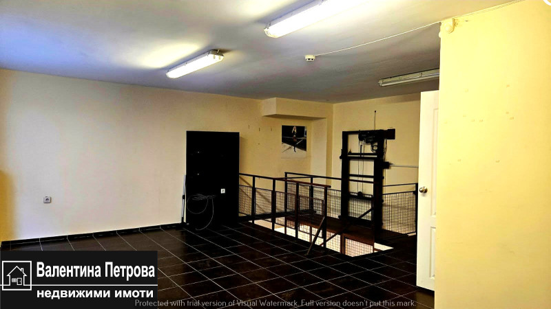 Продава ОФИС в град Русе, Ялта - 100 кв.м / 89 500 € » 175 046.79 лв., ВАЛЕНТИНА ПЕТРОВА - НЕДВИЖИМИ ИМОТИ