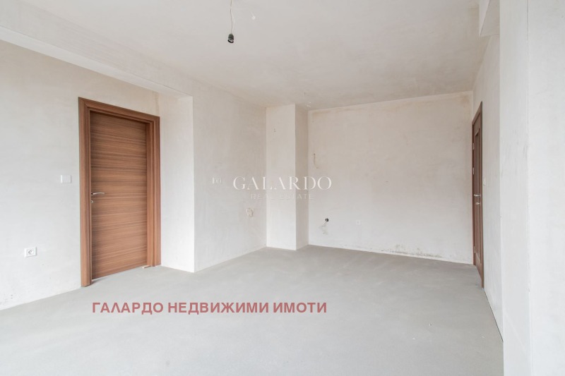 Продава 3-СТАЕН, гр. София, Център, снимка 5 - Aпартаменти - 49391019