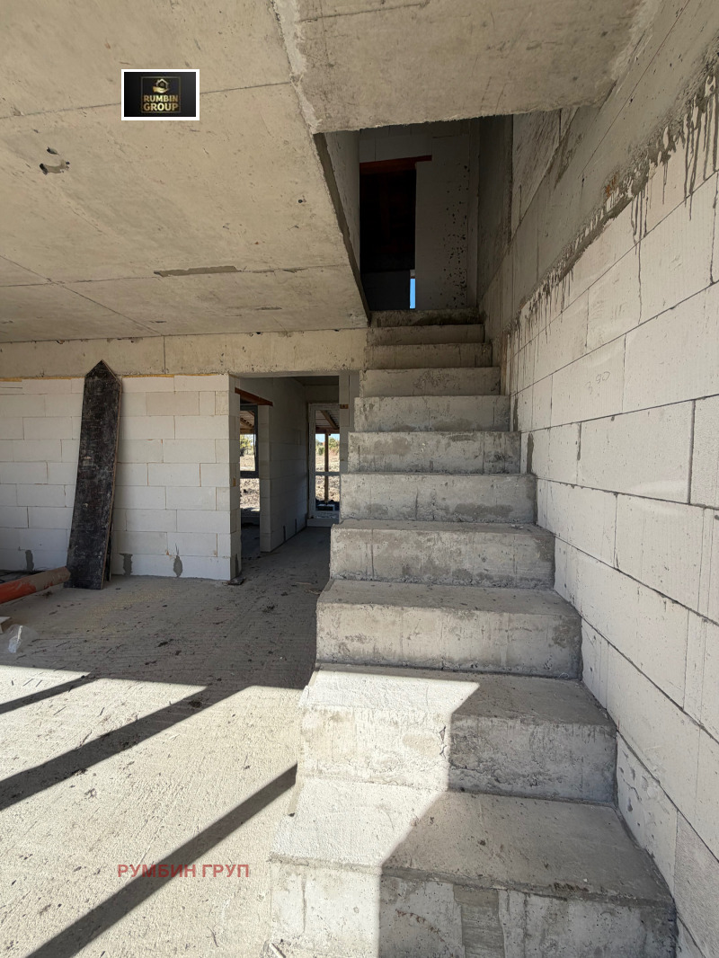 Продава КЪЩА, гр. Божурище, област София област, снимка 3 - Къщи - 52352266