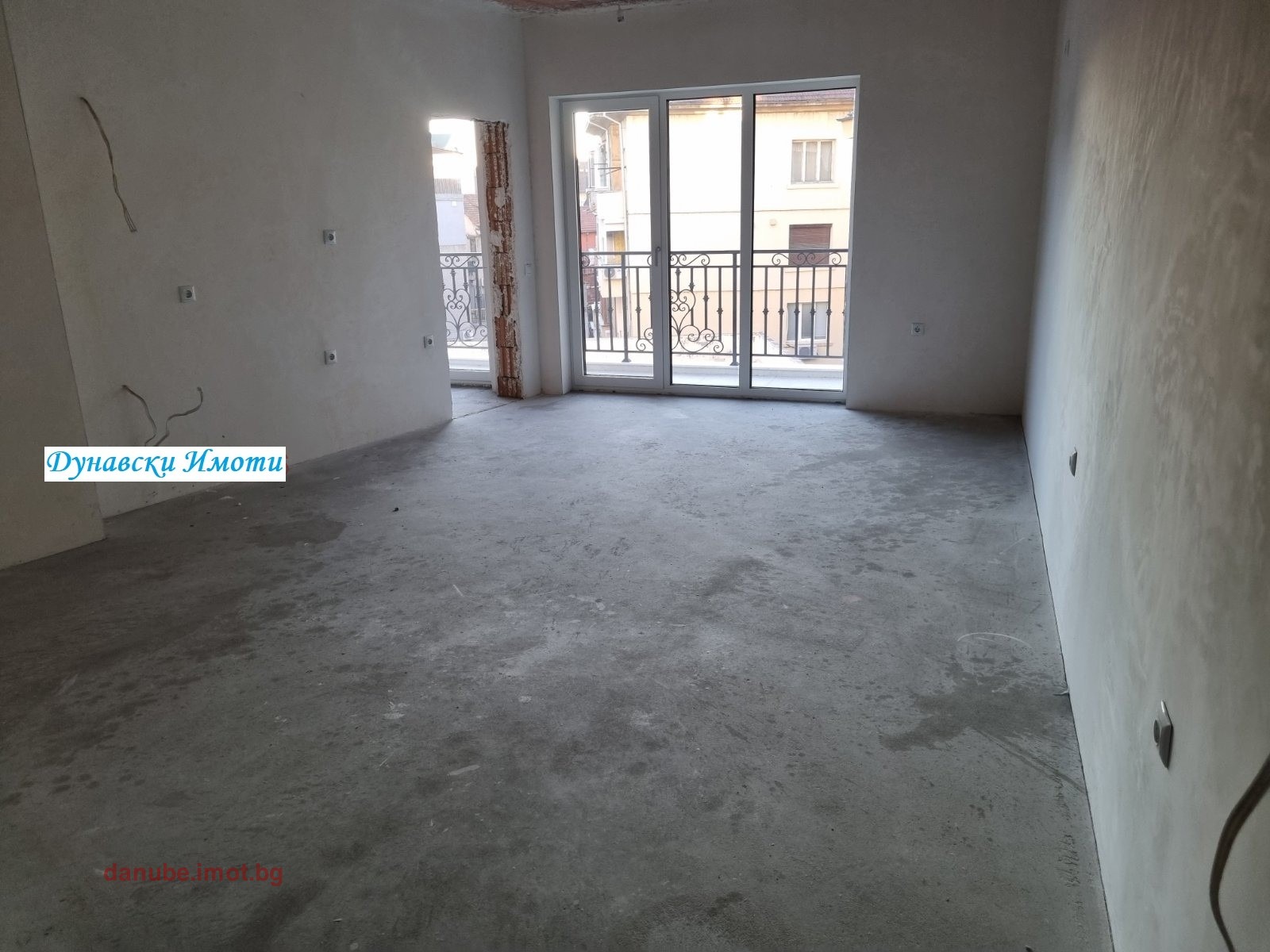 Продава 3-СТАЕН, гр. Русе, Център, снимка 2 - Апартаменти - 55708912