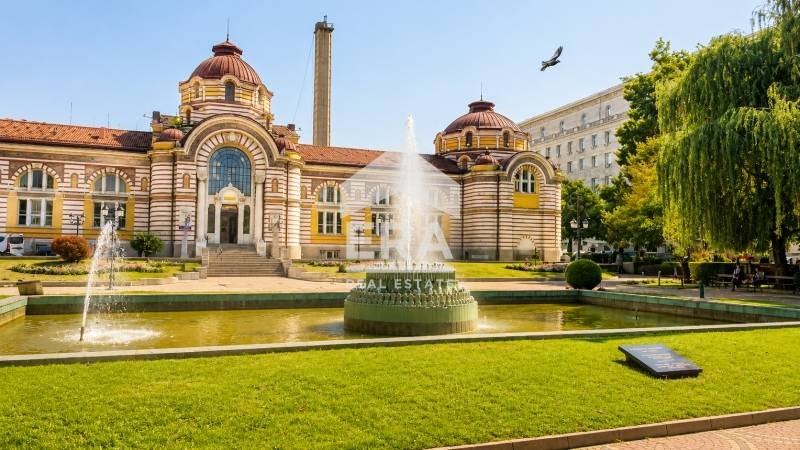 Продава МНОГОСТАЕН, гр. София, Център, снимка 1 - Апартаменти - 55544843