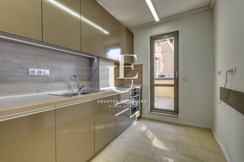 À vendre  Bureau Sofia , Lozenets , 212 m² | 36903015 - image [13]