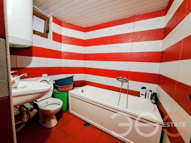 Продава КЪЩА, гр. Варна, Аспарухово, снимка 10 - Къщи - 52272265