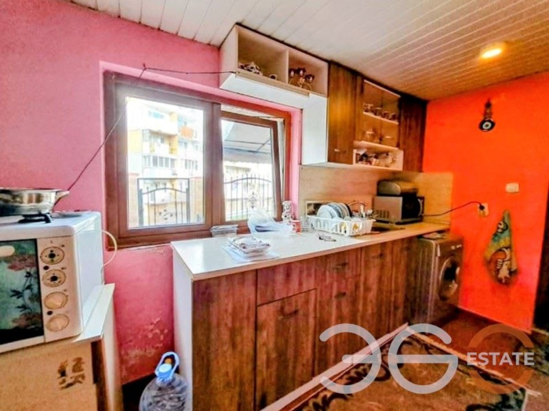 Продава КЪЩА, гр. Варна, Аспарухово, снимка 7 - Къщи - 52272265