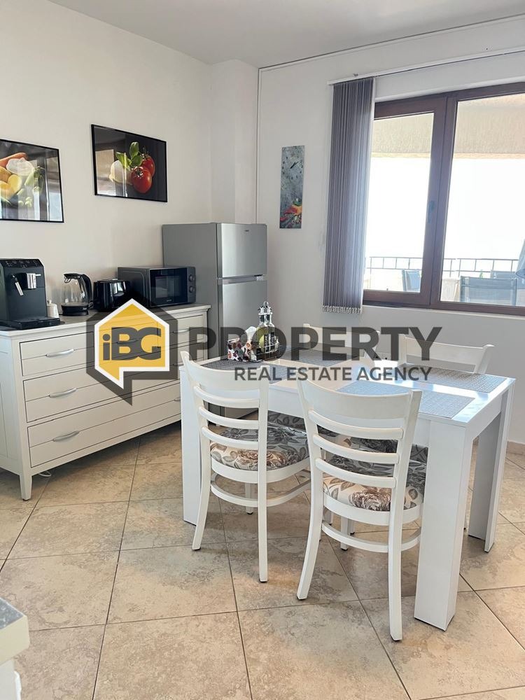 Продава КЪЩА, гр. Балчик, област Добрич, снимка 10 - Къщи - 56285932