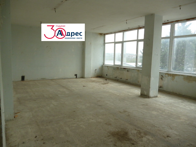 Продава ПРОМ. ПОМЕЩЕНИЕ, гр. Добрич, Промишлена зона - Север, снимка 2 - Производствени сгради - 52649808