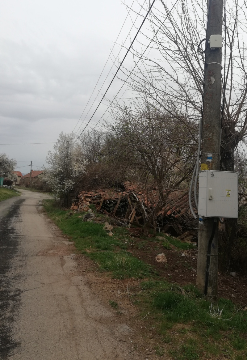 Zu verkaufen  Handlung region Pernik , Izwor , 1070 qm | 37931820 - Bild [3]