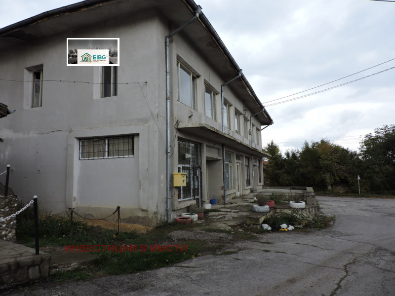 Продава БИЗНЕС ИМОТ, с. Режанци, област Перник, снимка 7 - Други - 51778919
